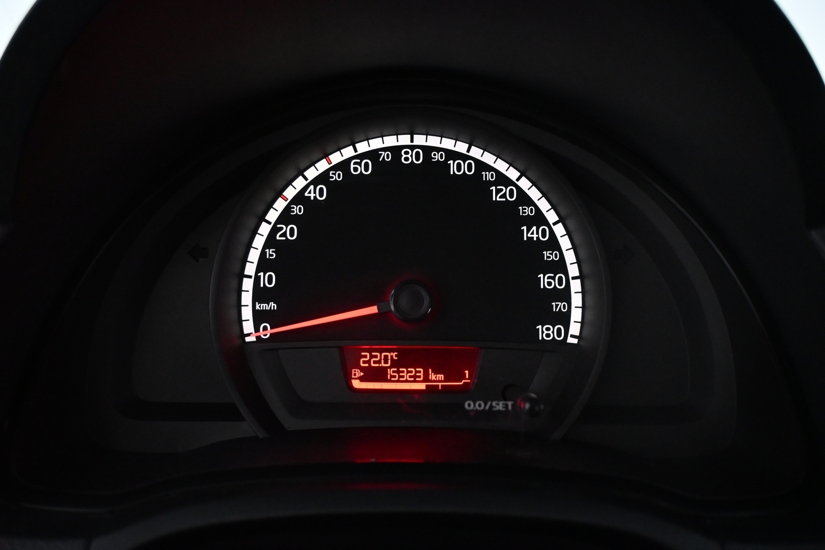 VOLKSWAGEN up! 2015