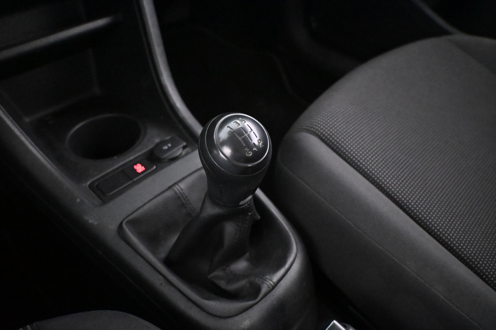 VOLKSWAGEN up! 2015