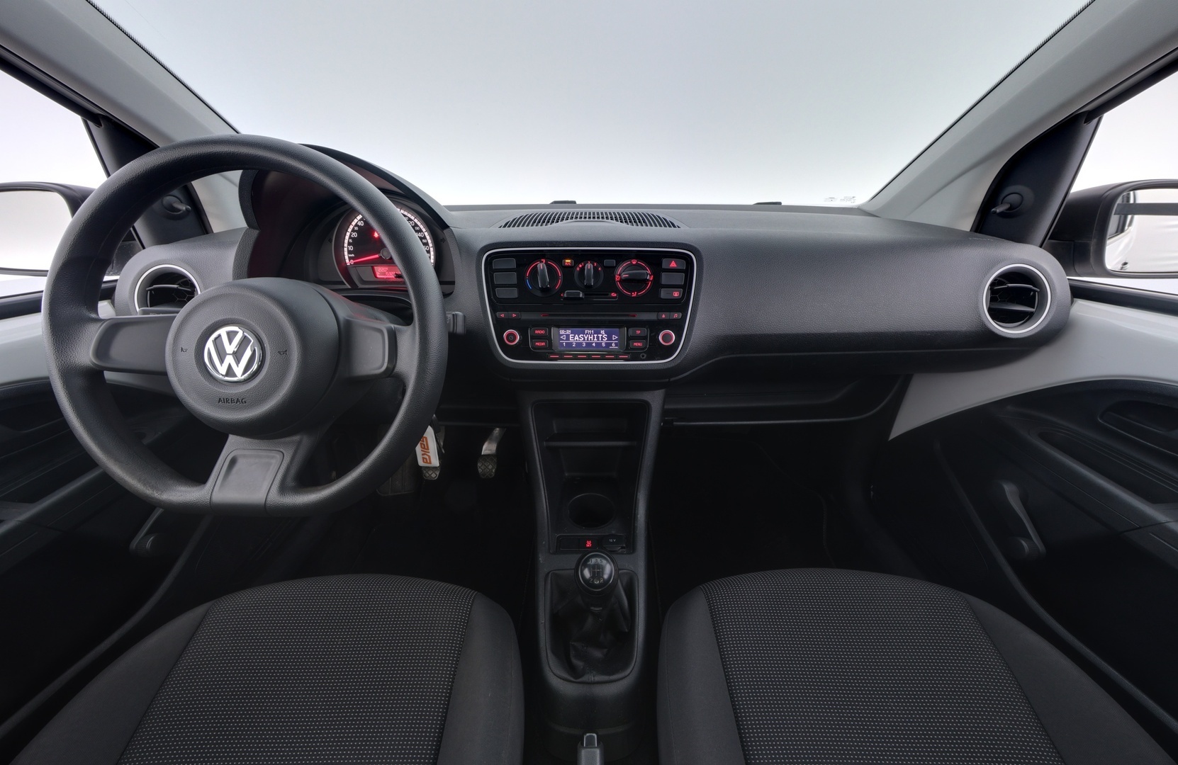 VOLKSWAGEN up! 2015