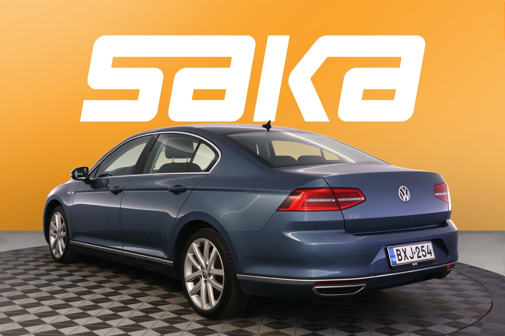 VOLKSWAGEN Passat 2016