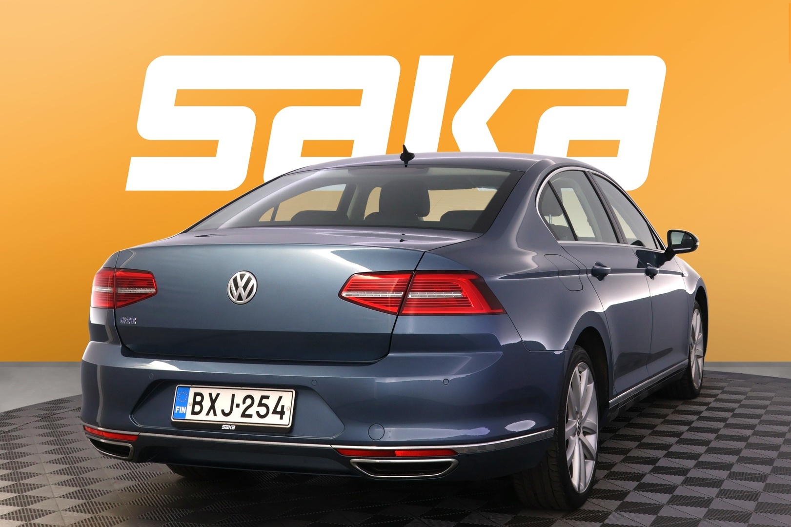 VOLKSWAGEN Passat 2016