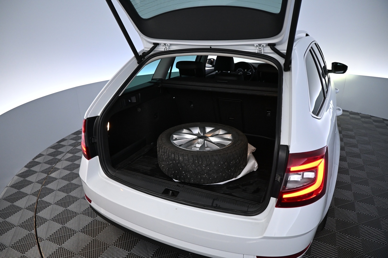 SKODA Octavia 2019