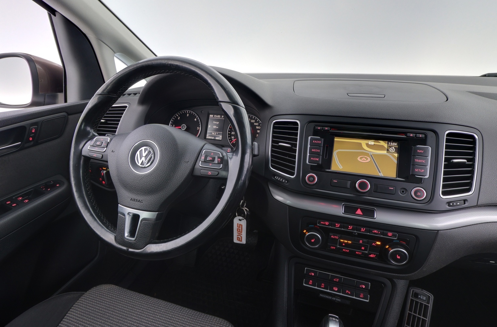 VOLKSWAGEN Sharan 2011
