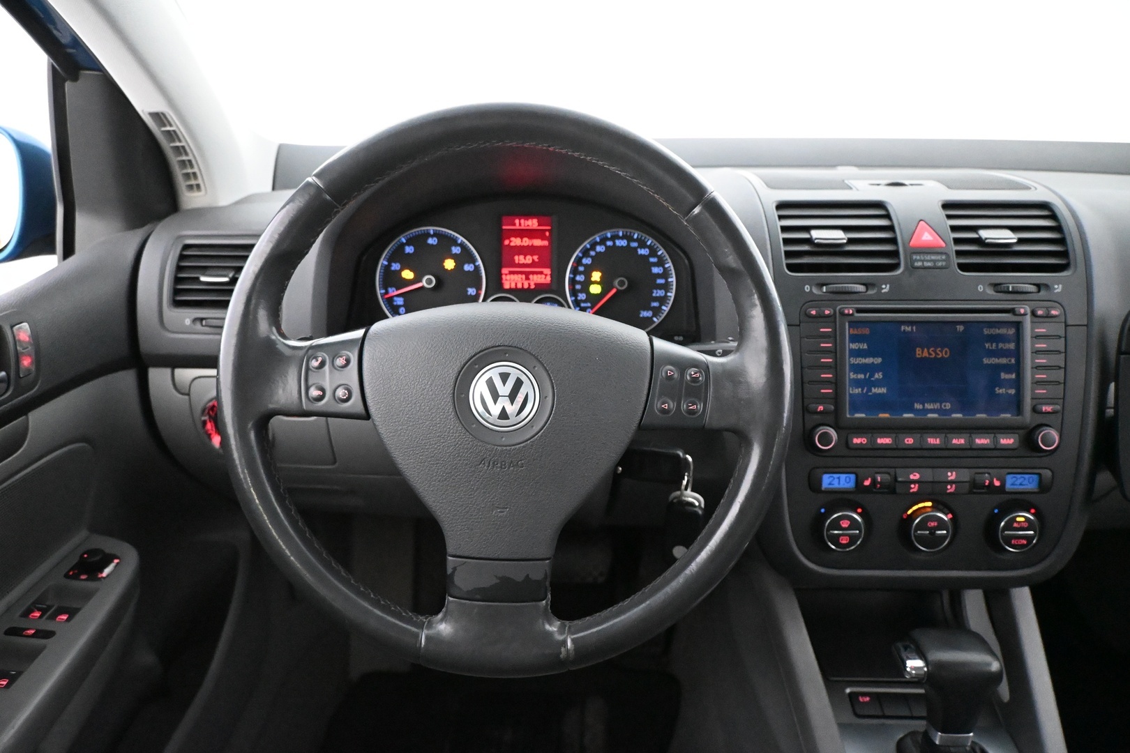 VOLKSWAGEN Golf 2005
