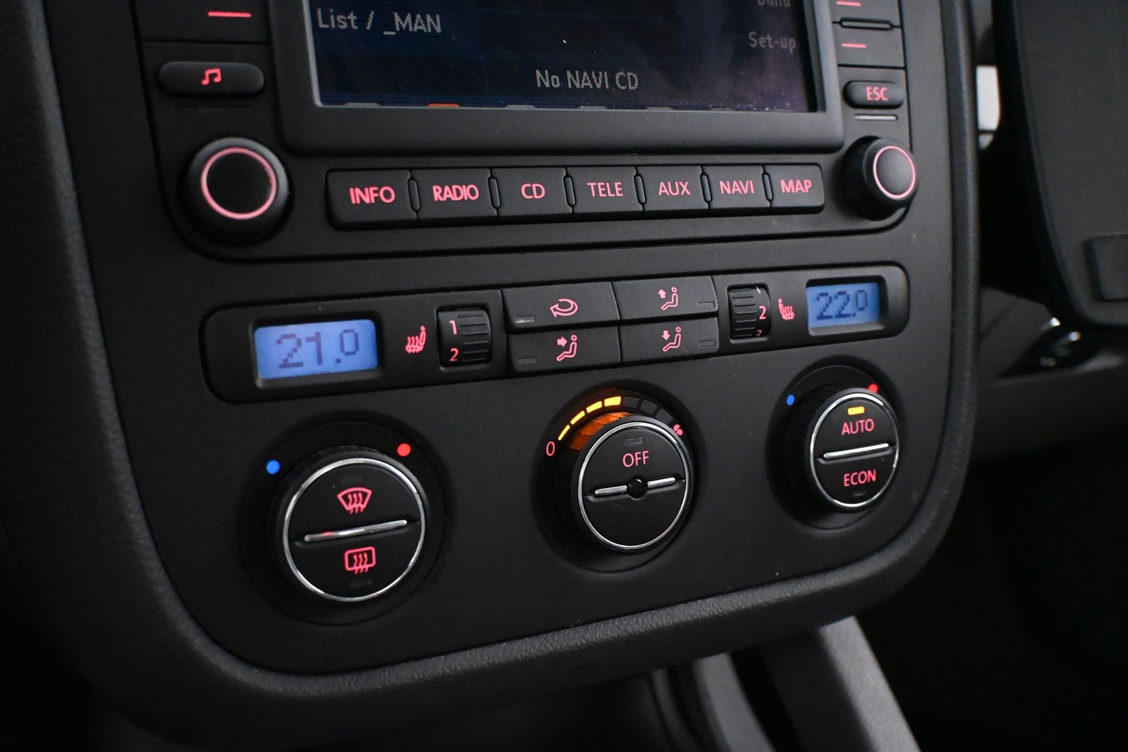 VOLKSWAGEN Golf 2005