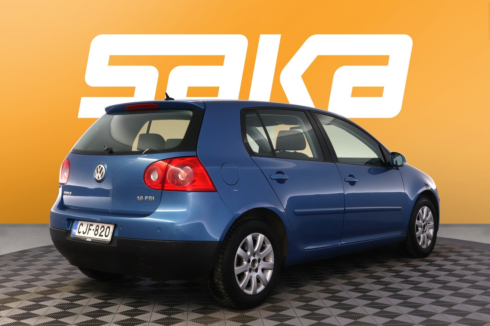 VOLKSWAGEN Golf 2005