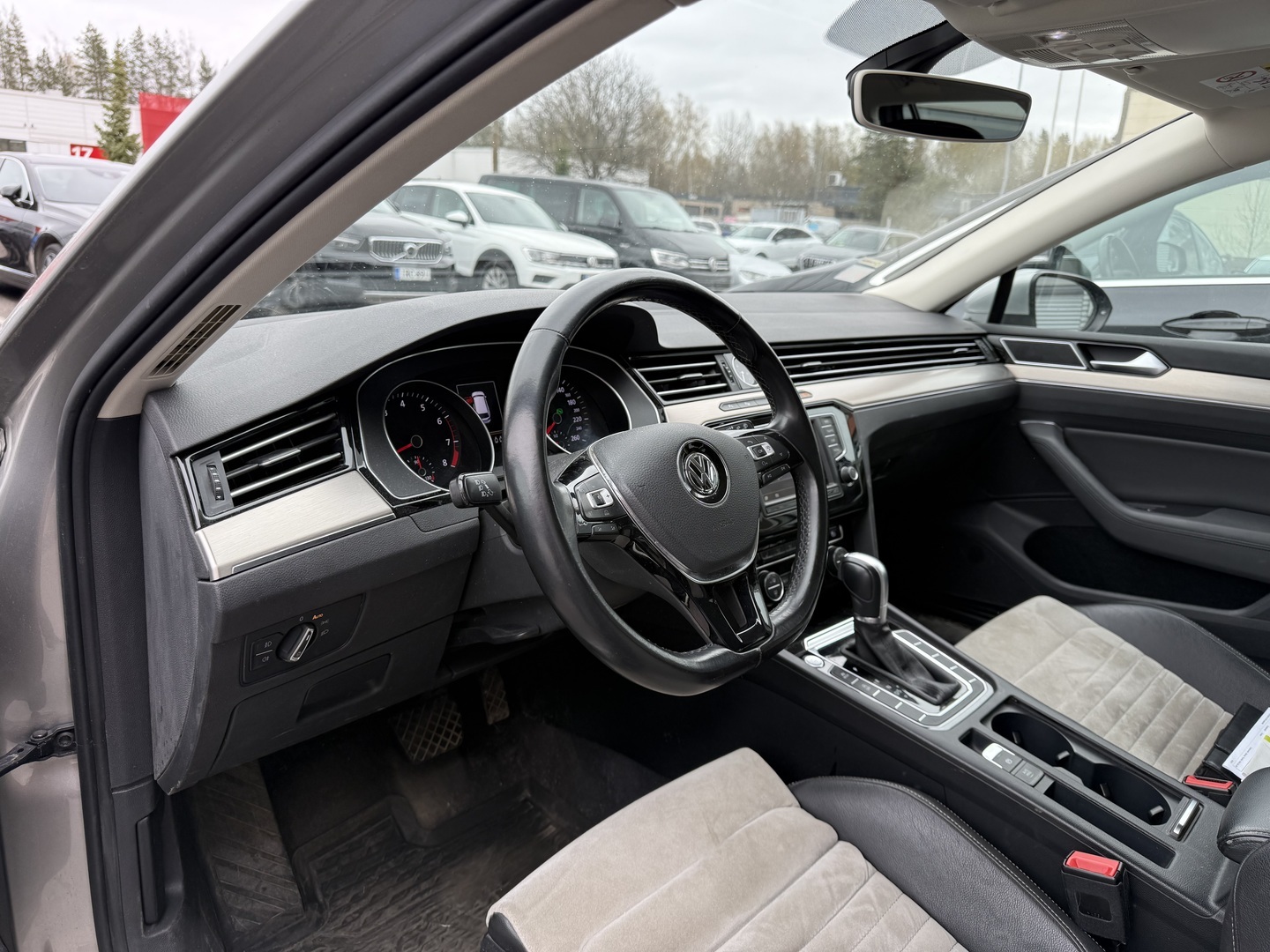VOLKSWAGEN Passat 2015