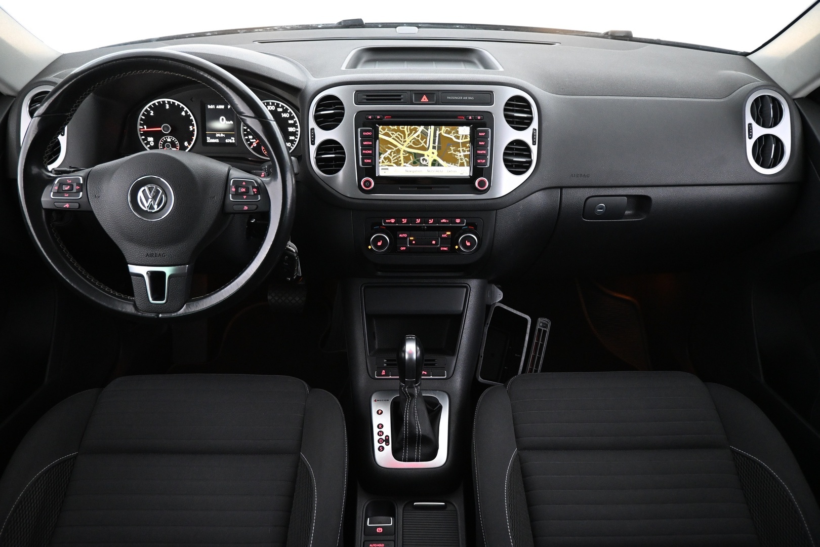 VOLKSWAGEN Tiguan 2015