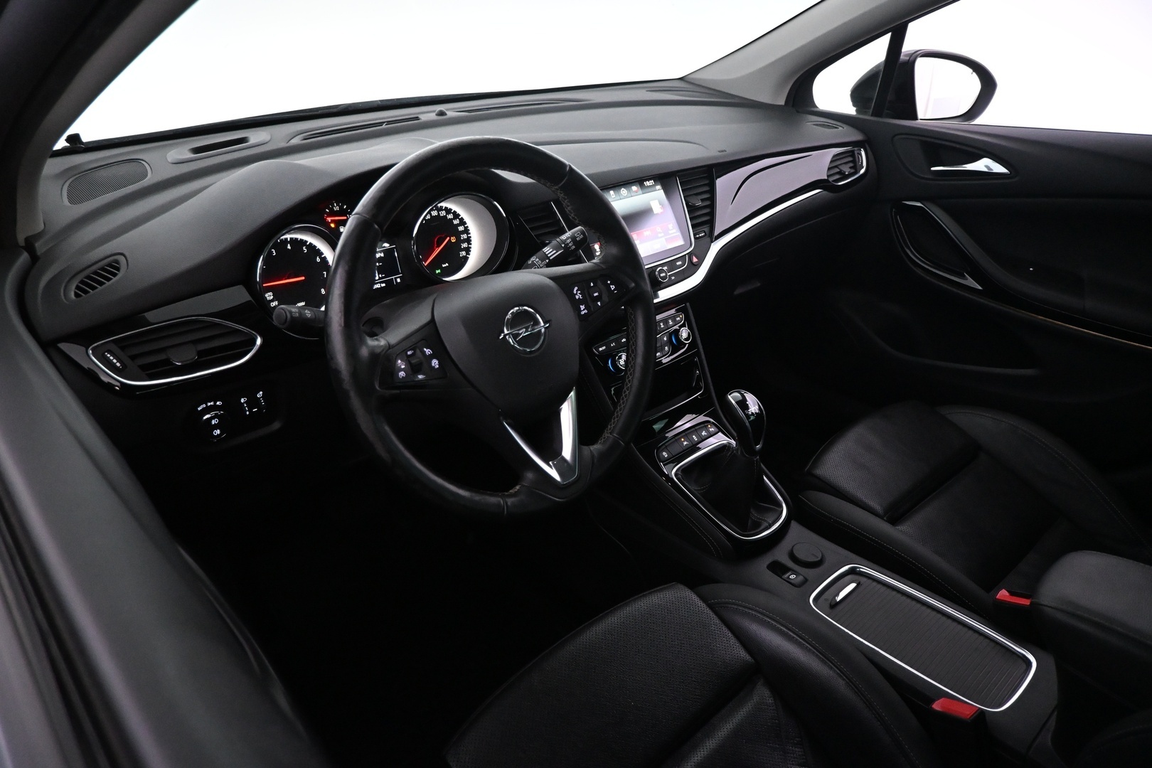 OPEL Astra 2018