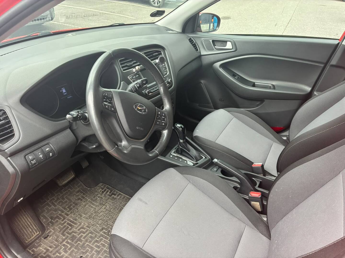 HYUNDAI I20 2019