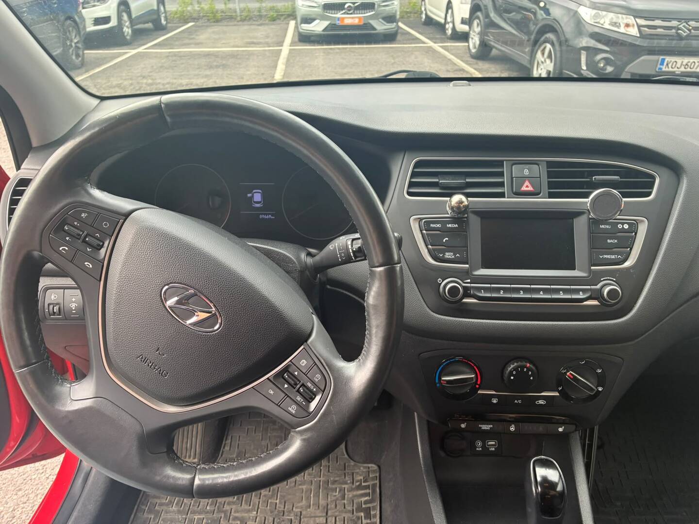 HYUNDAI I20 2019