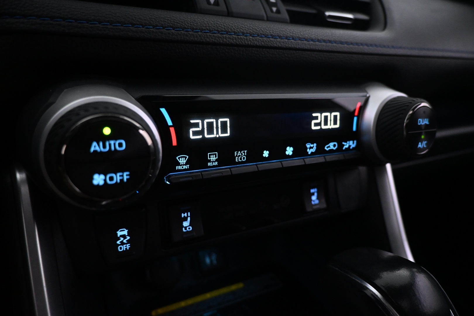 TOYOTA RAV4 2019