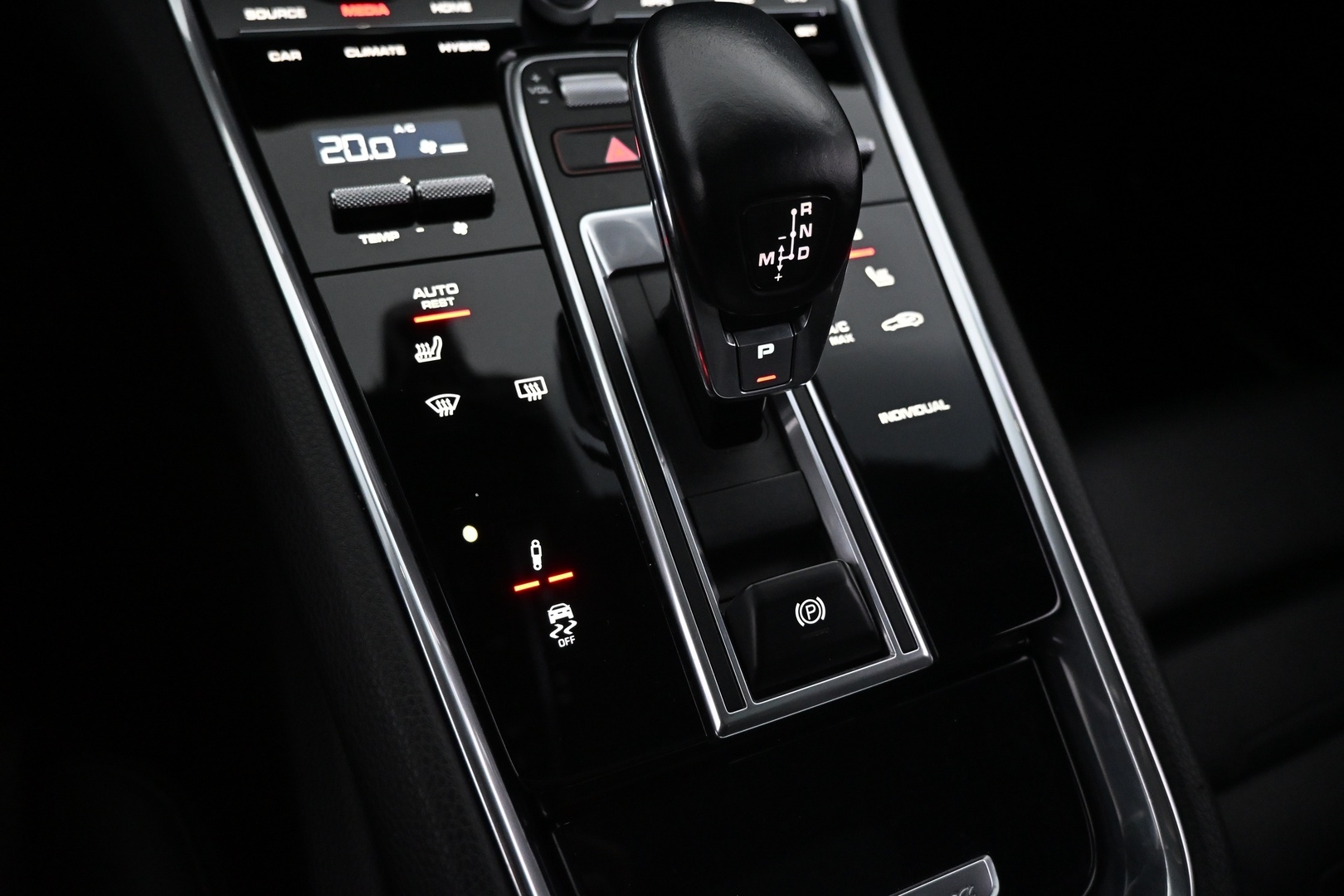 PORSCHE Panamera 2020