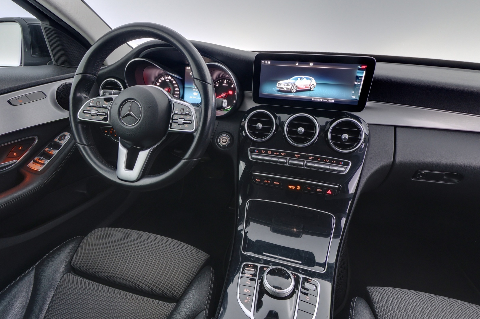 MERCEDES-BENZ C 2020