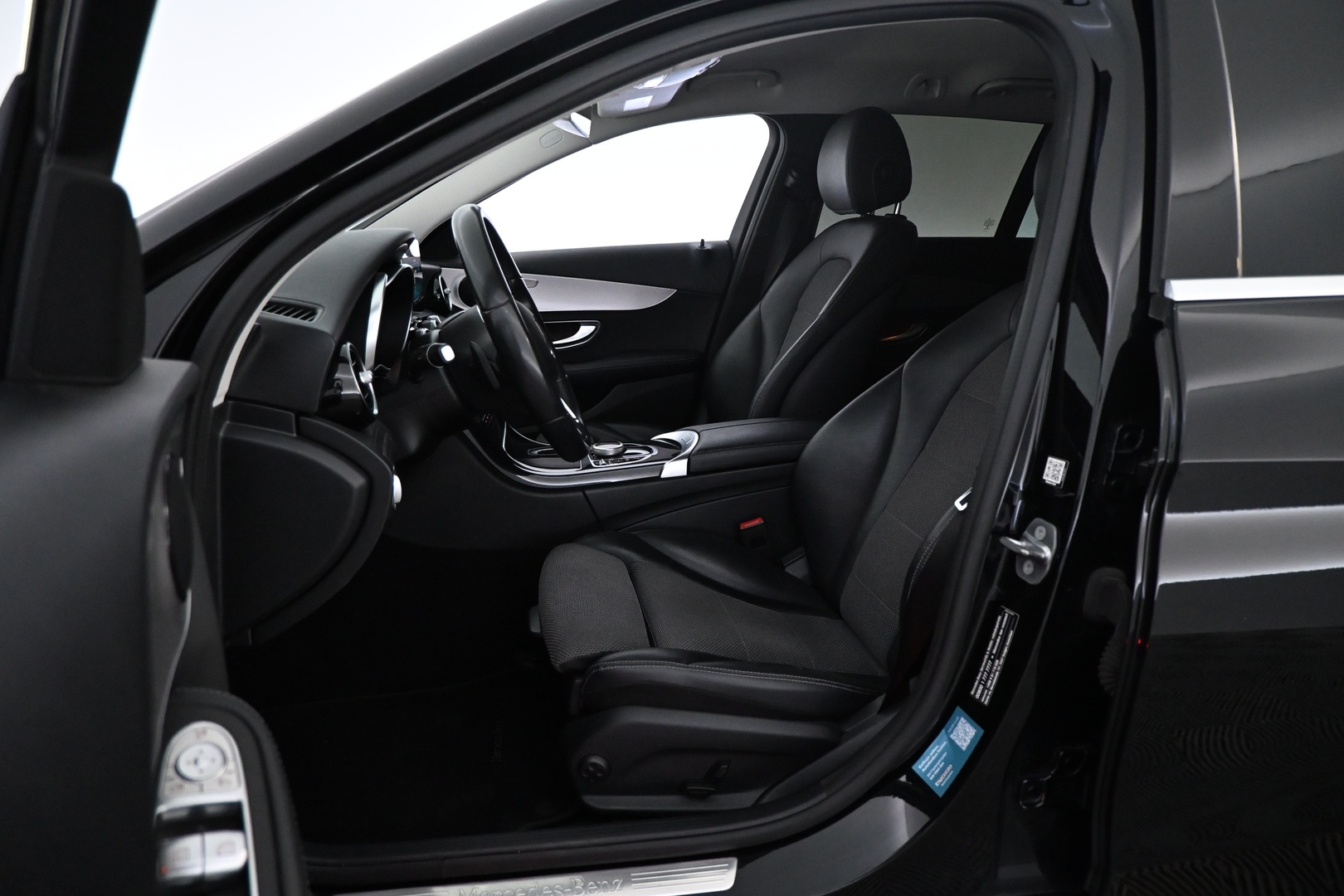 MERCEDES-BENZ C 2020