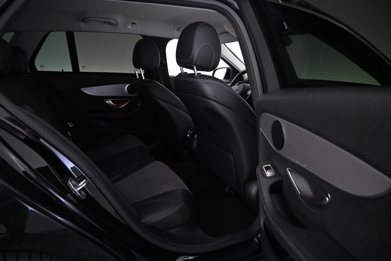 MERCEDES-BENZ C 2020