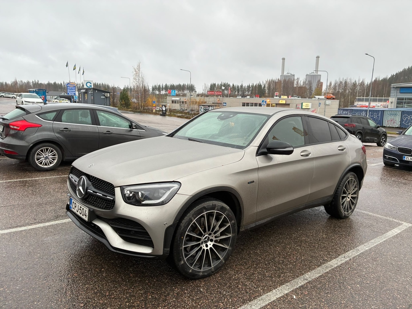MERCEDES-BENZ GLC 2021