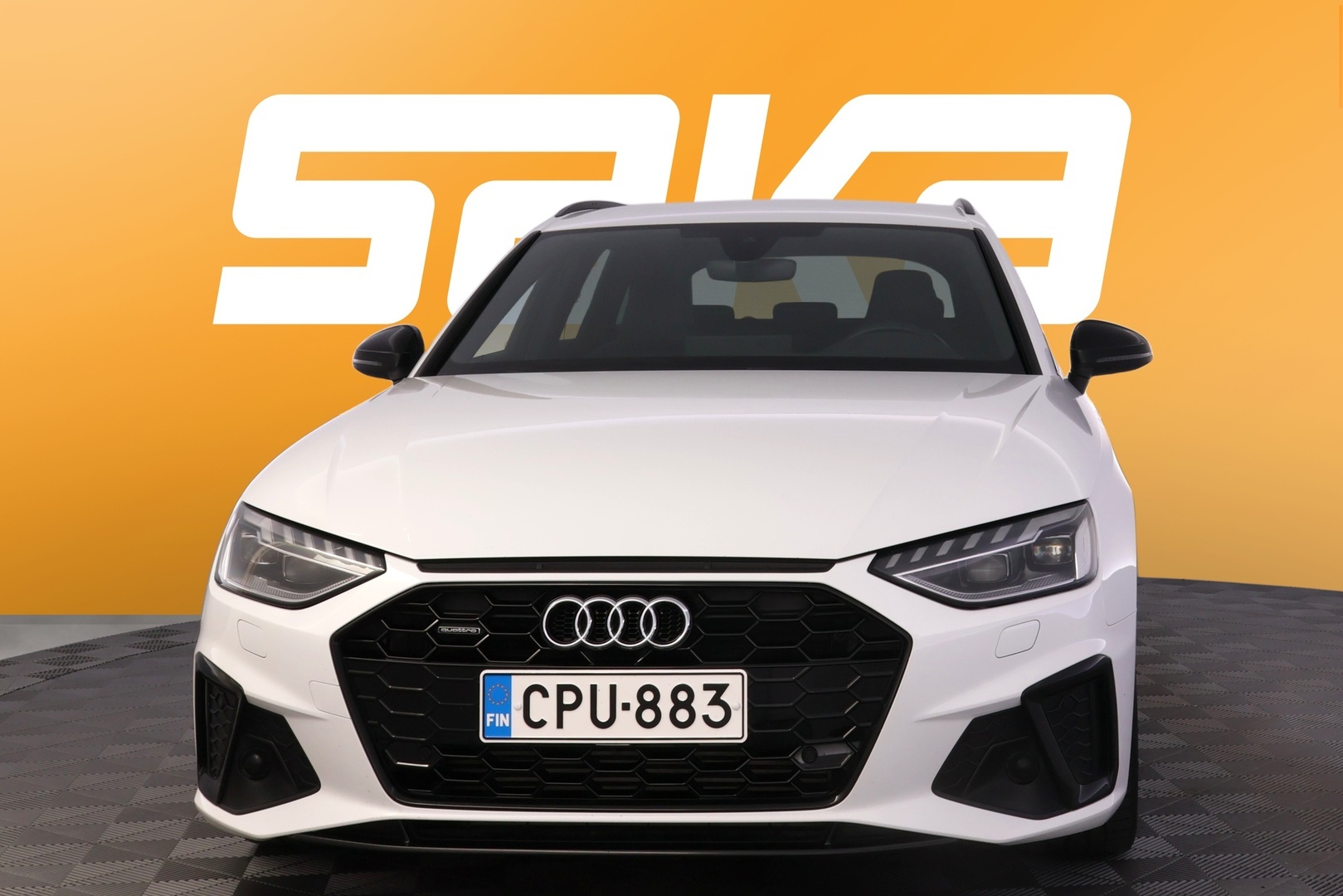 AUDI A4 2021