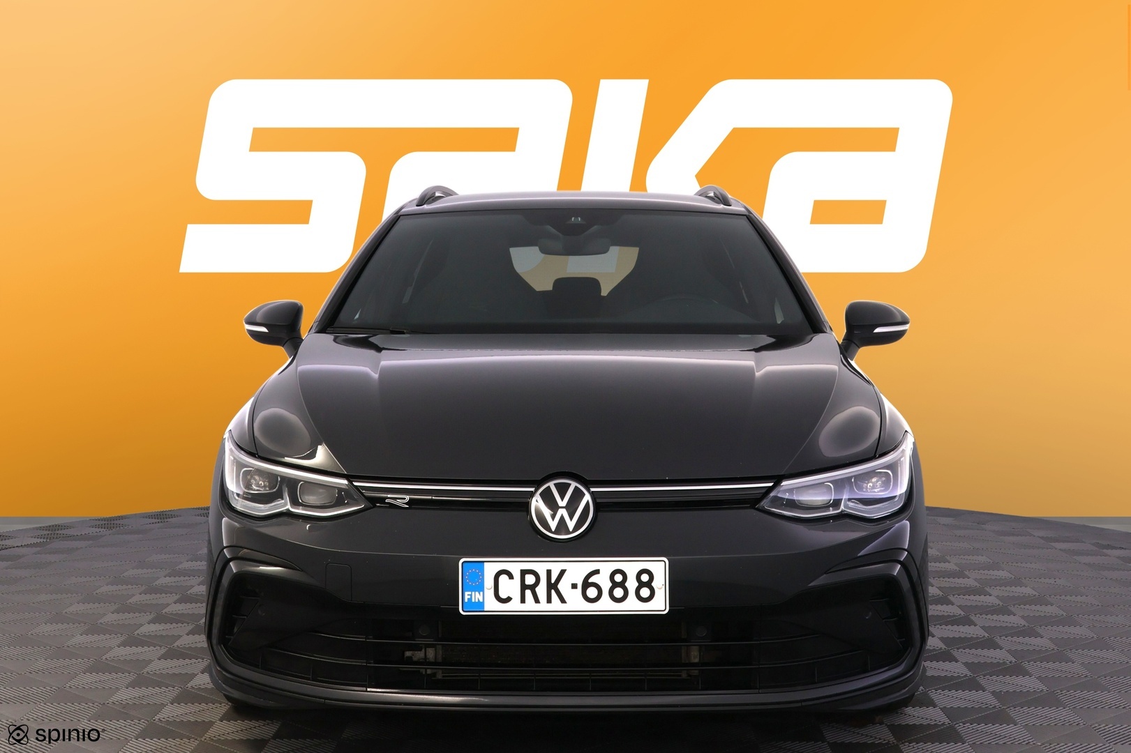 VOLKSWAGEN Golf 2023