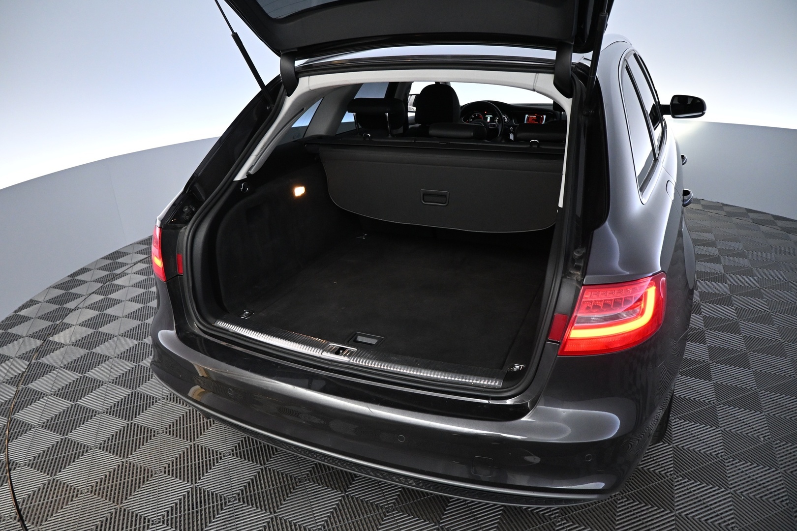 AUDI A4 2015