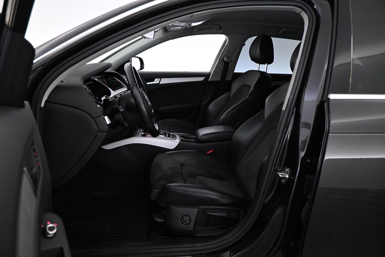 AUDI A4 2015