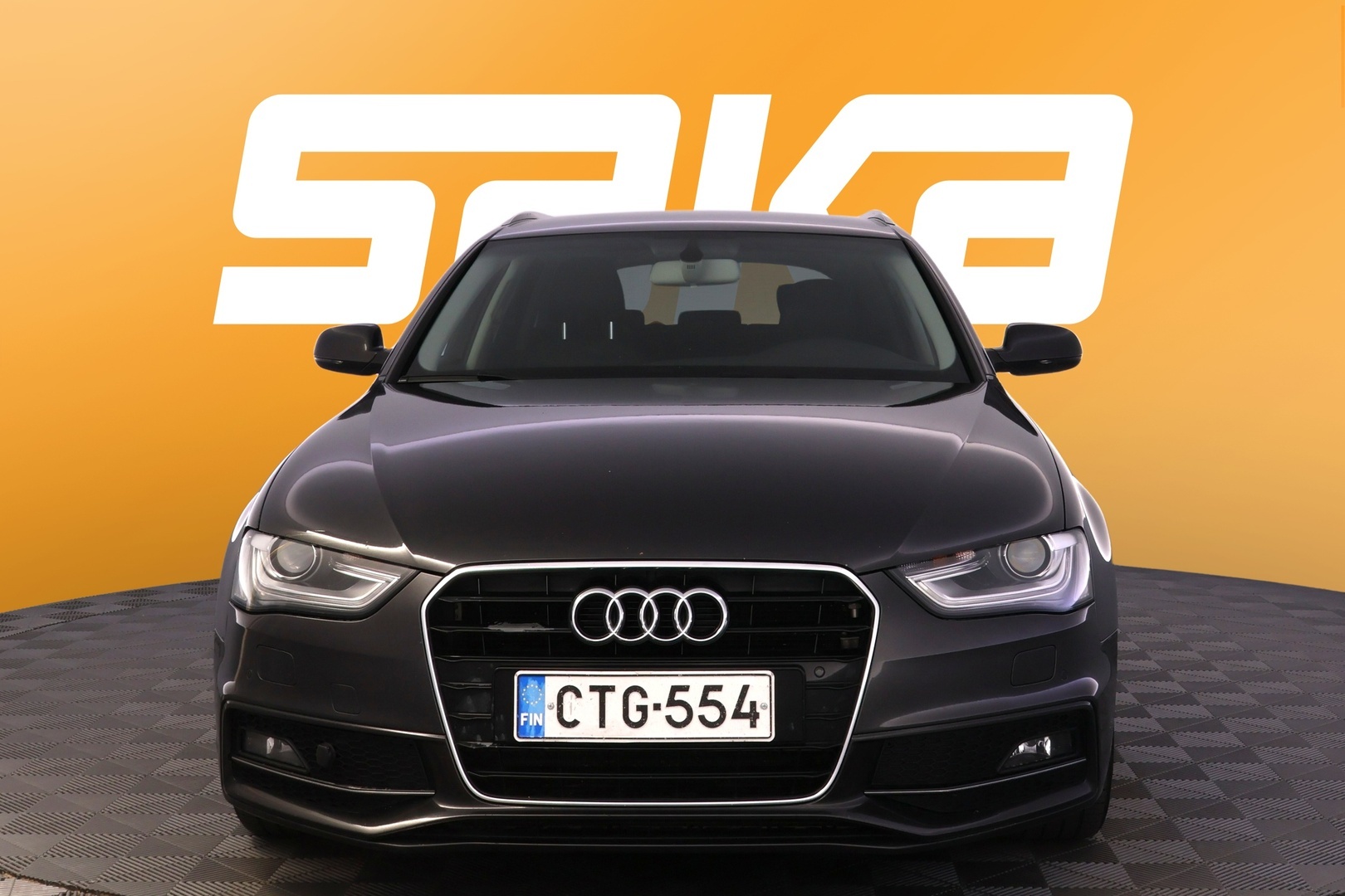 AUDI A4 2015