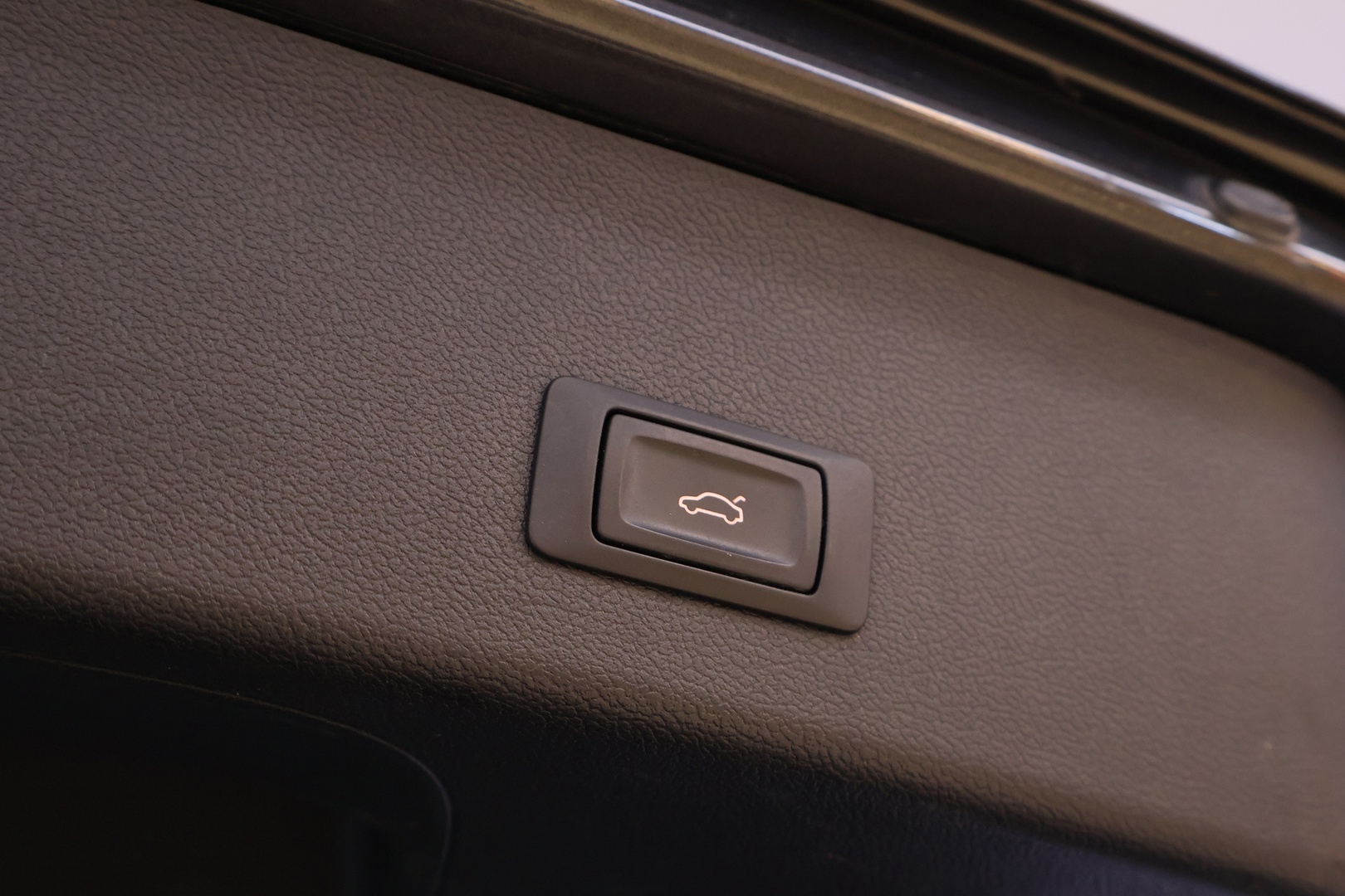 AUDI A4 2015