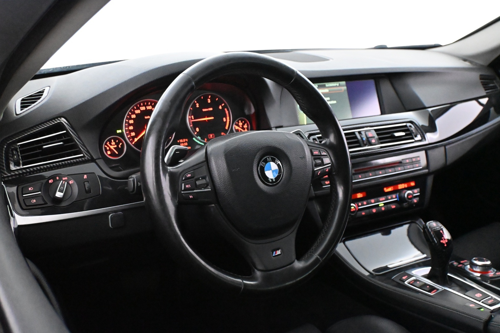 BMW 520 2011