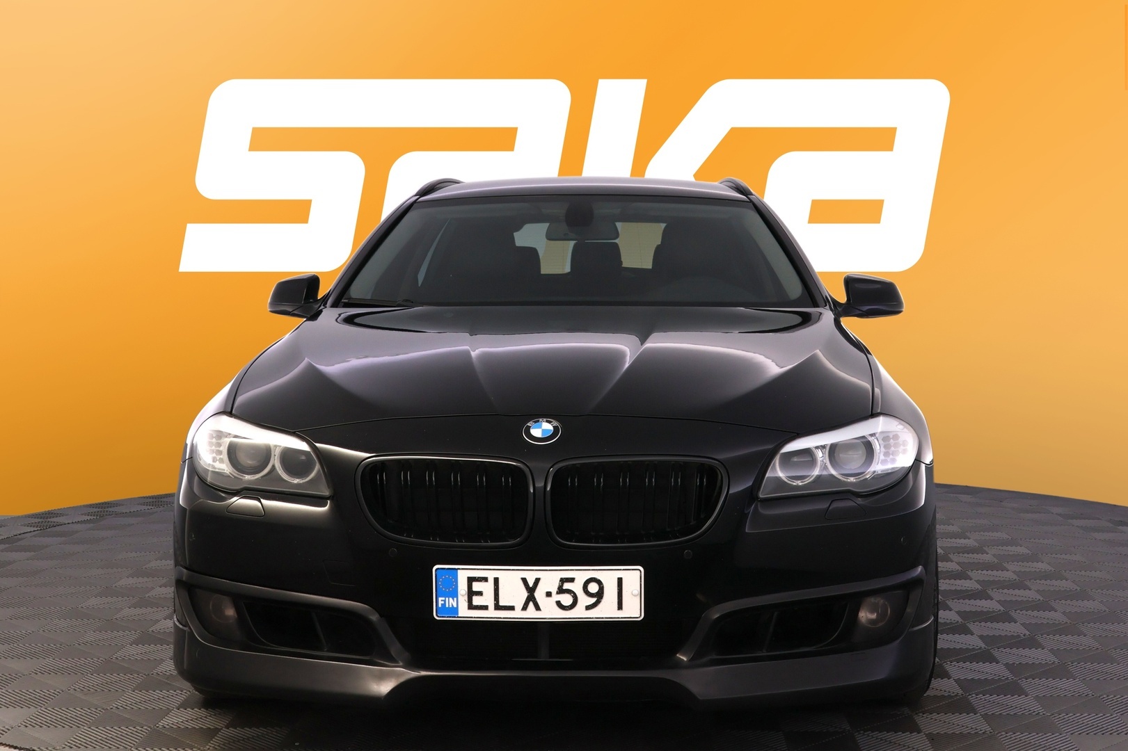 BMW 520 2011