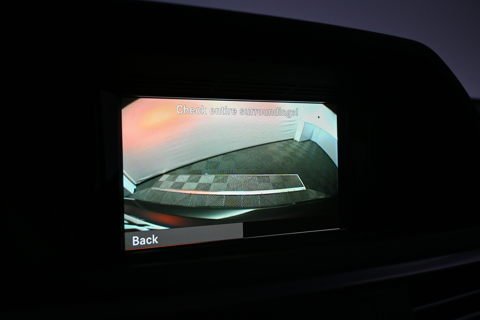 MERCEDES-BENZ E 2011