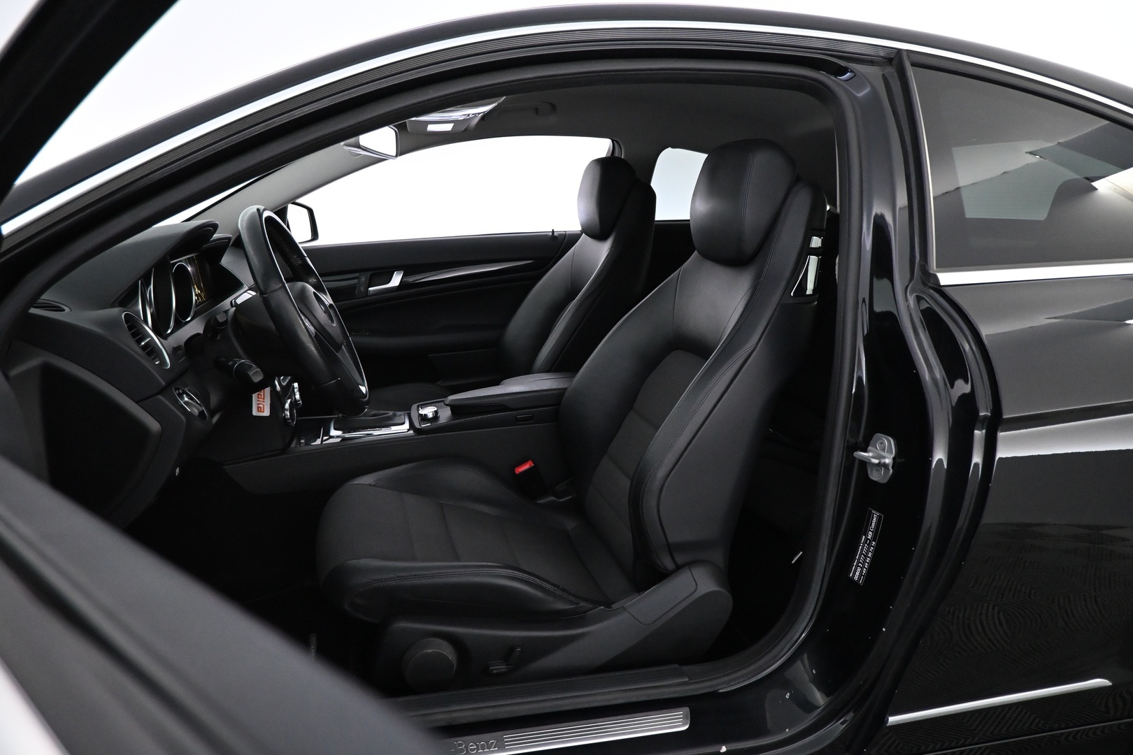 MERCEDES-BENZ C 2012