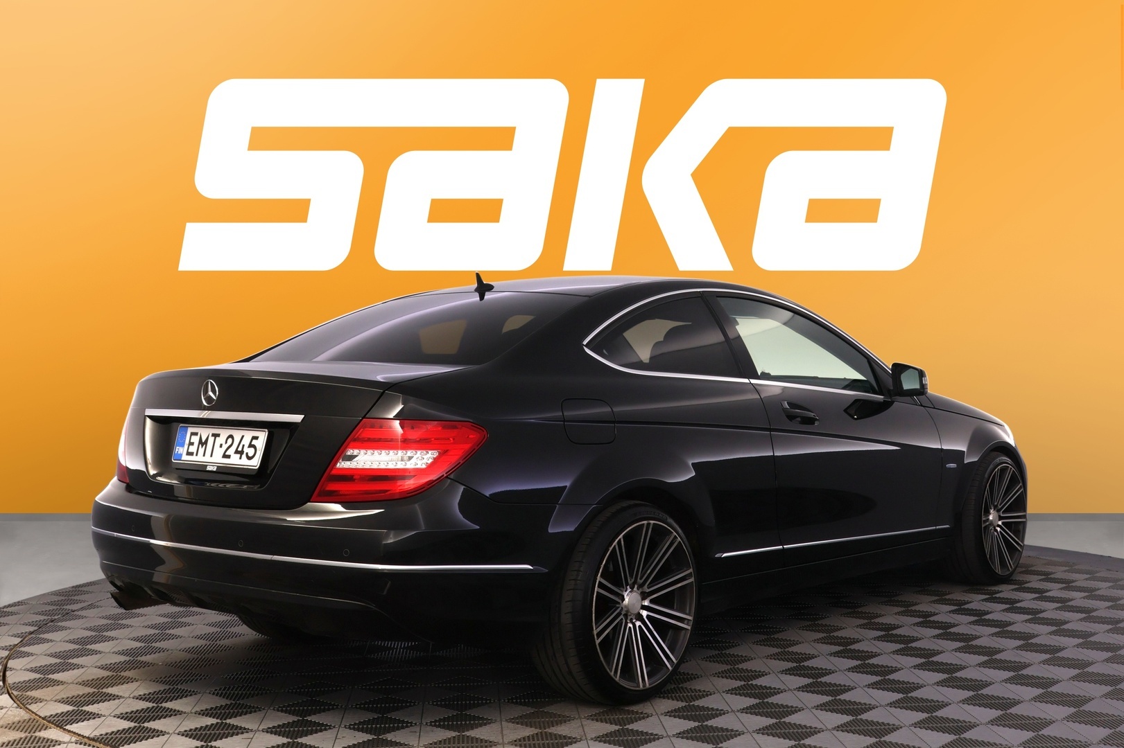 MERCEDES-BENZ C 2012