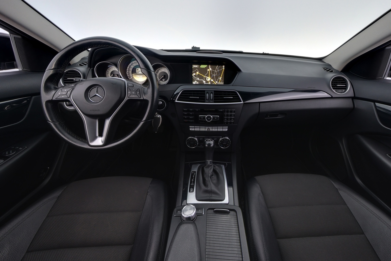 MERCEDES-BENZ C 2012