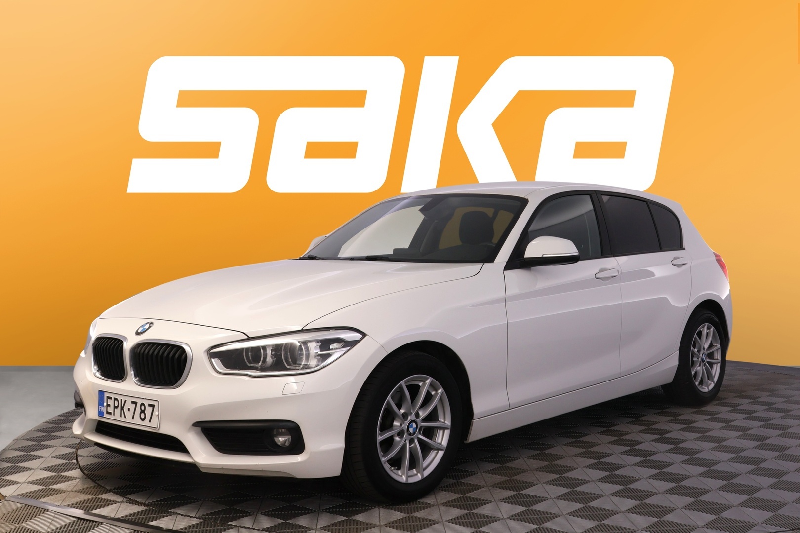 BMW 118 2018