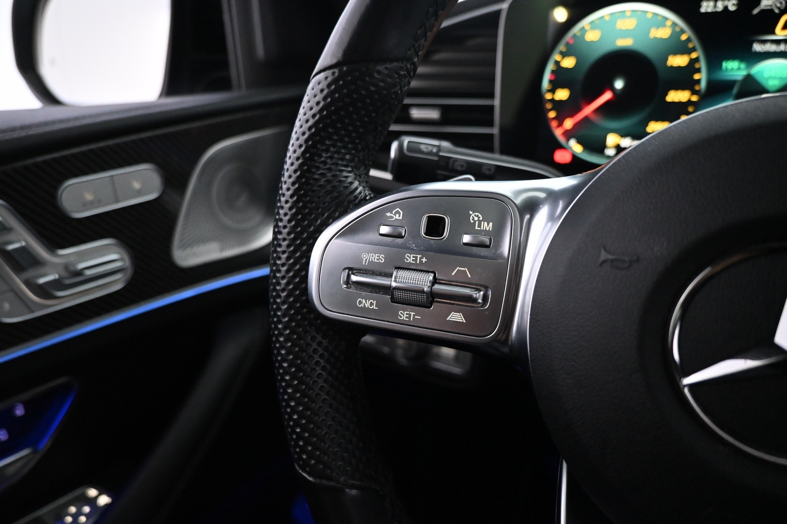 MERCEDES-BENZ GLE 2023