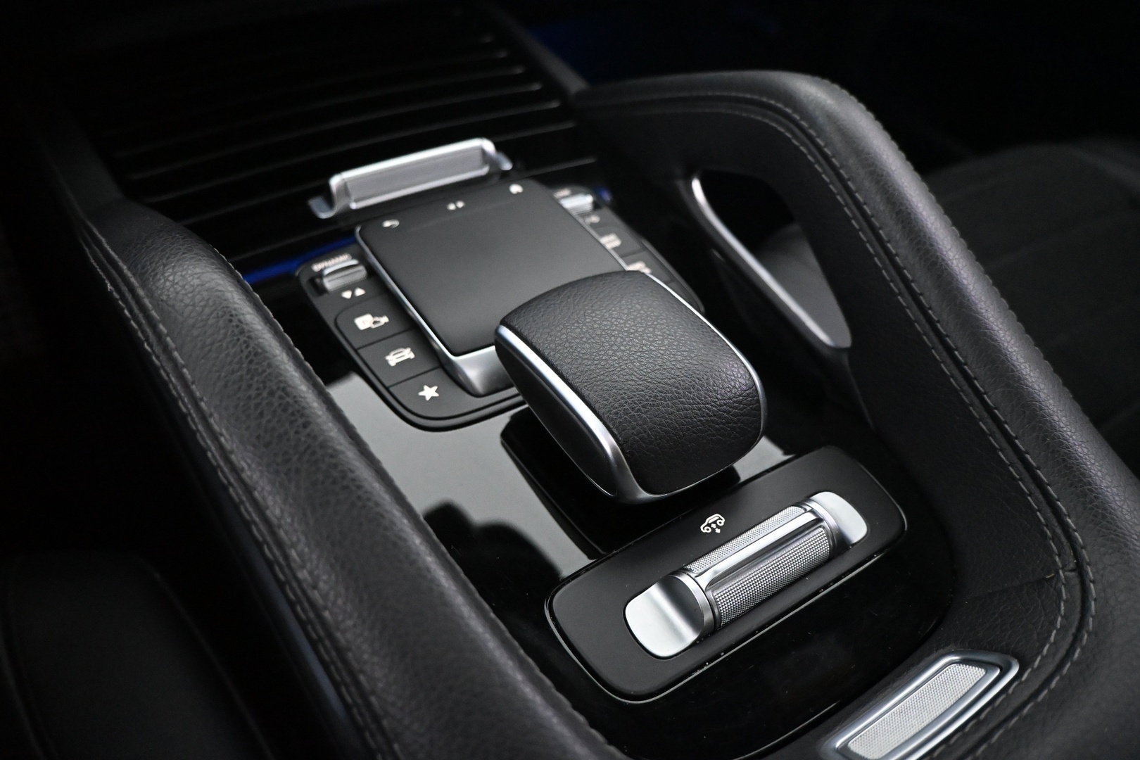 MERCEDES-BENZ GLE 2023