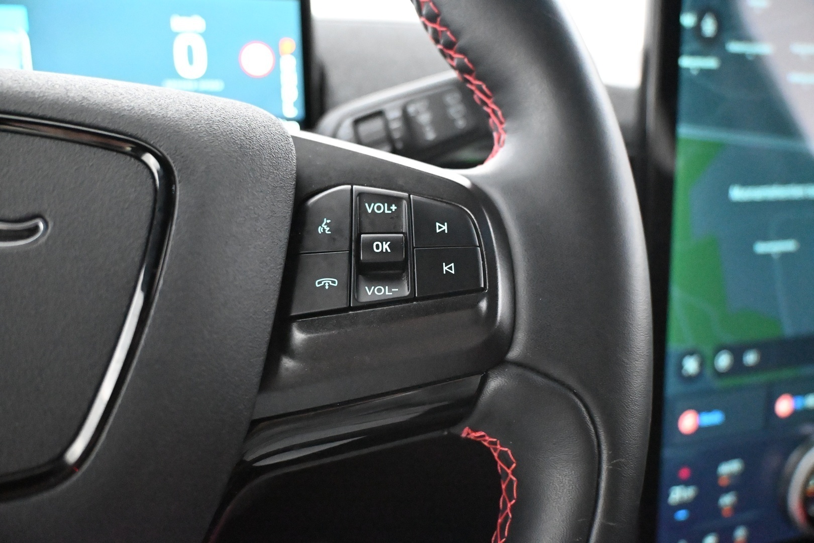 FORD Mustang Mach-E 2022