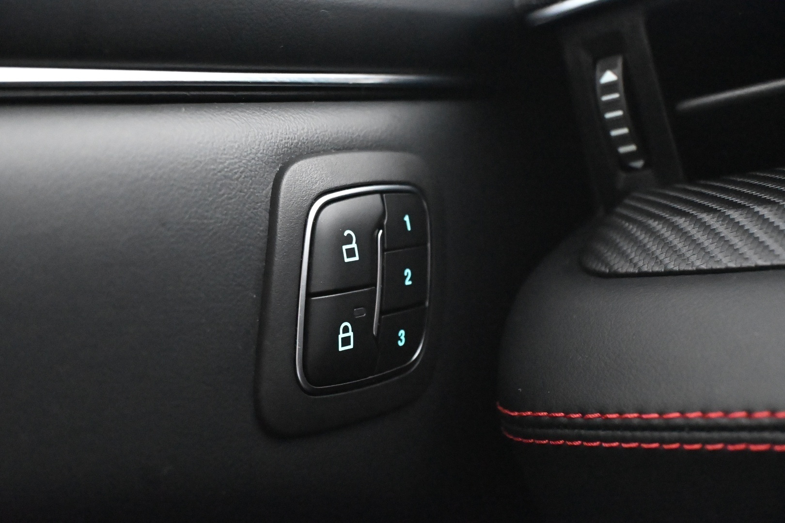 FORD Mustang Mach-E 2022