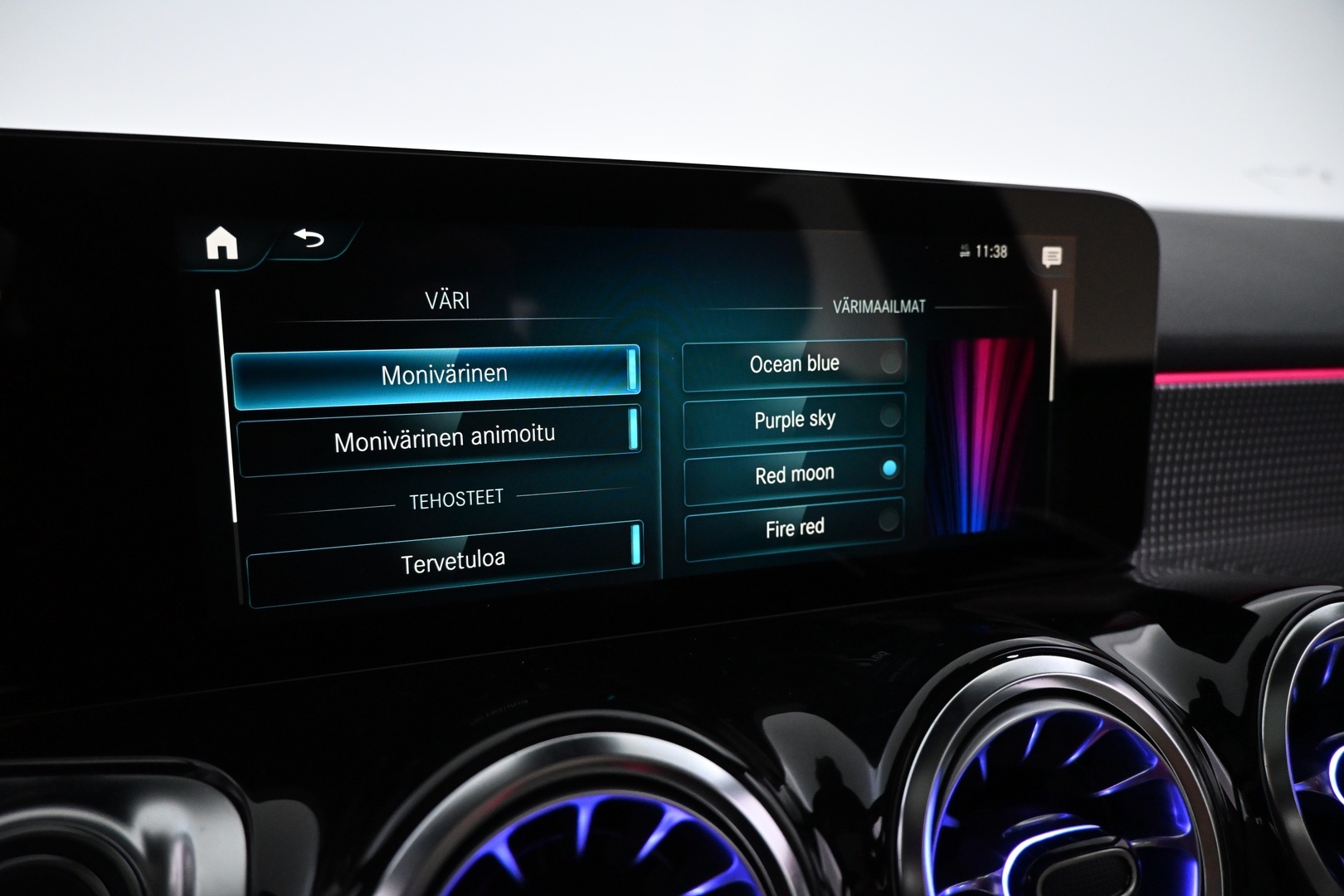 MERCEDES-BENZ EQB 2023