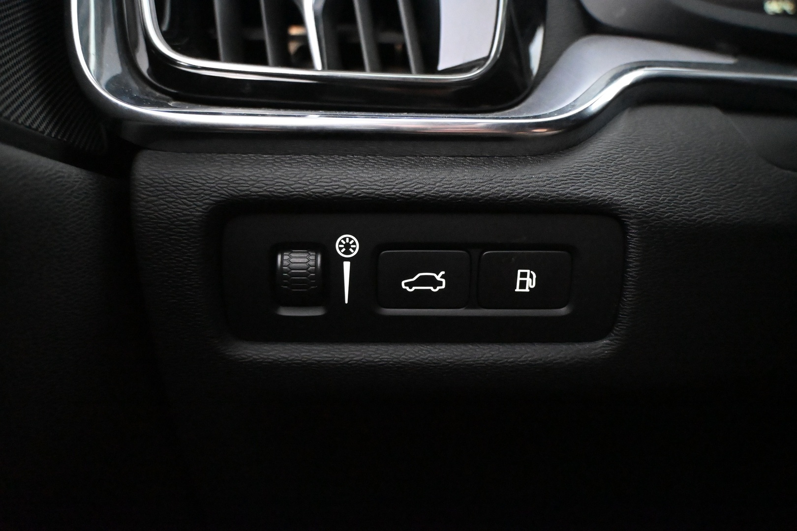 VOLVO V60 2021