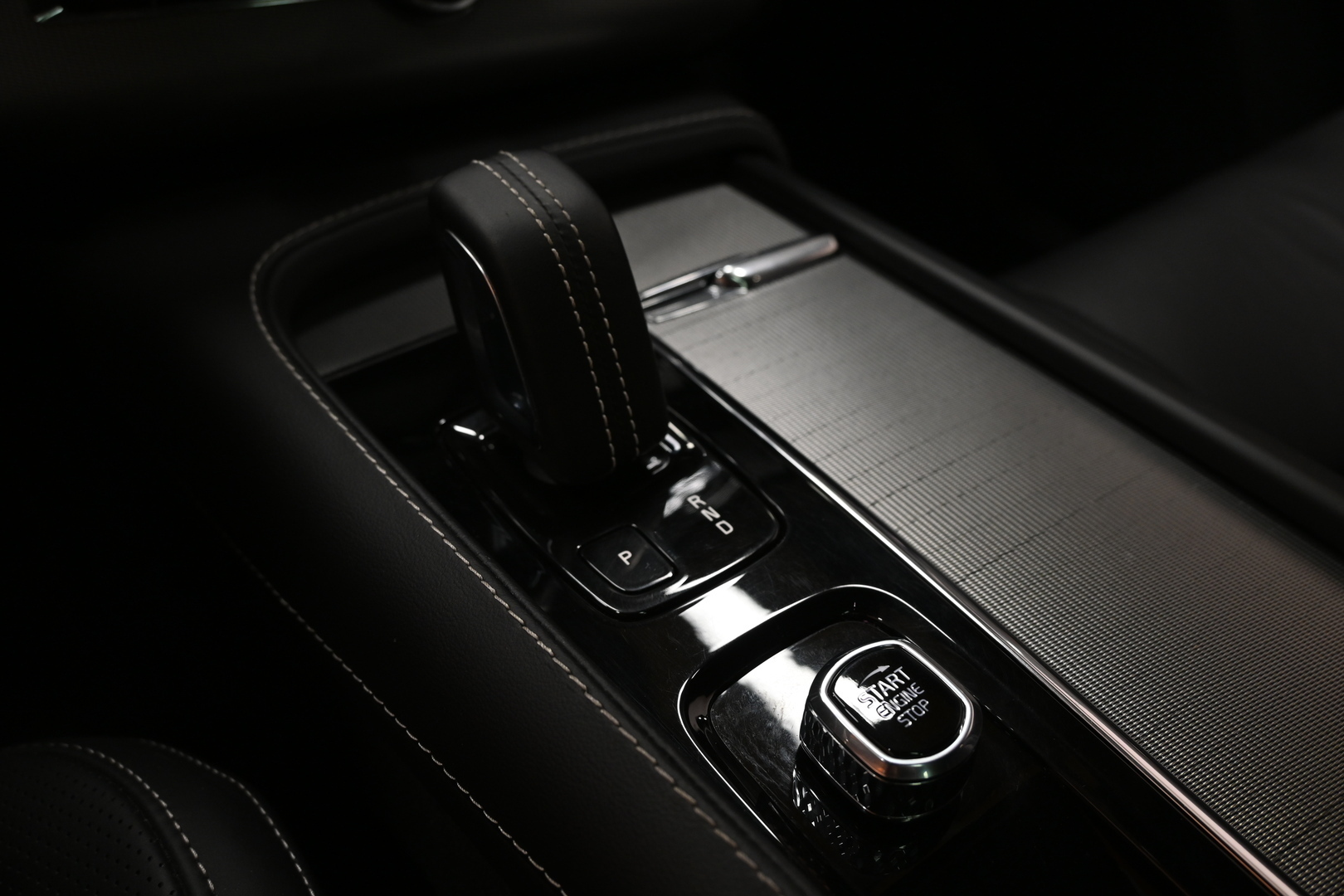 VOLVO XC90 2022