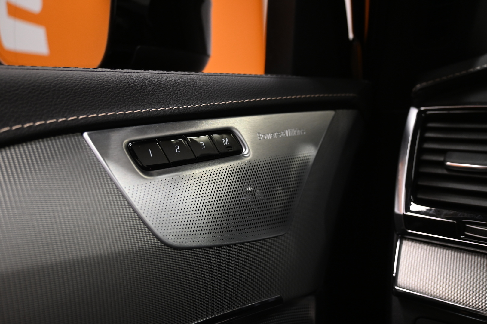 VOLVO XC90 2022