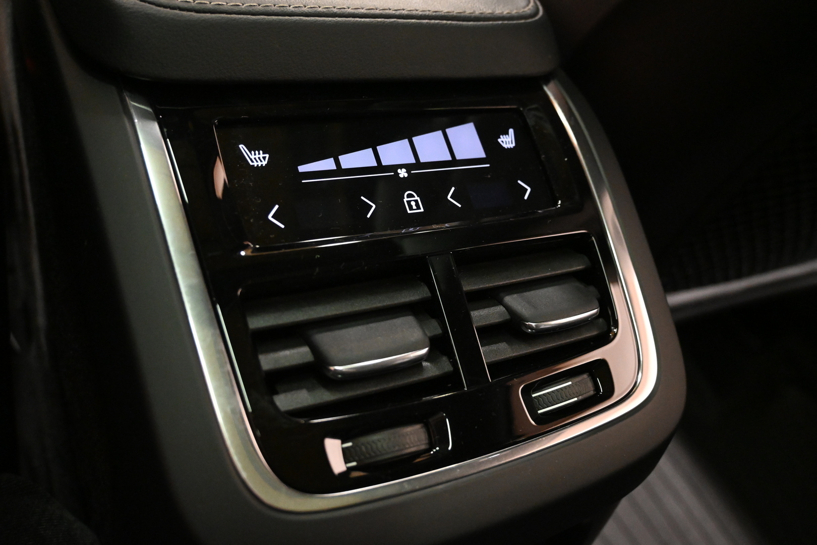 VOLVO XC90 2022