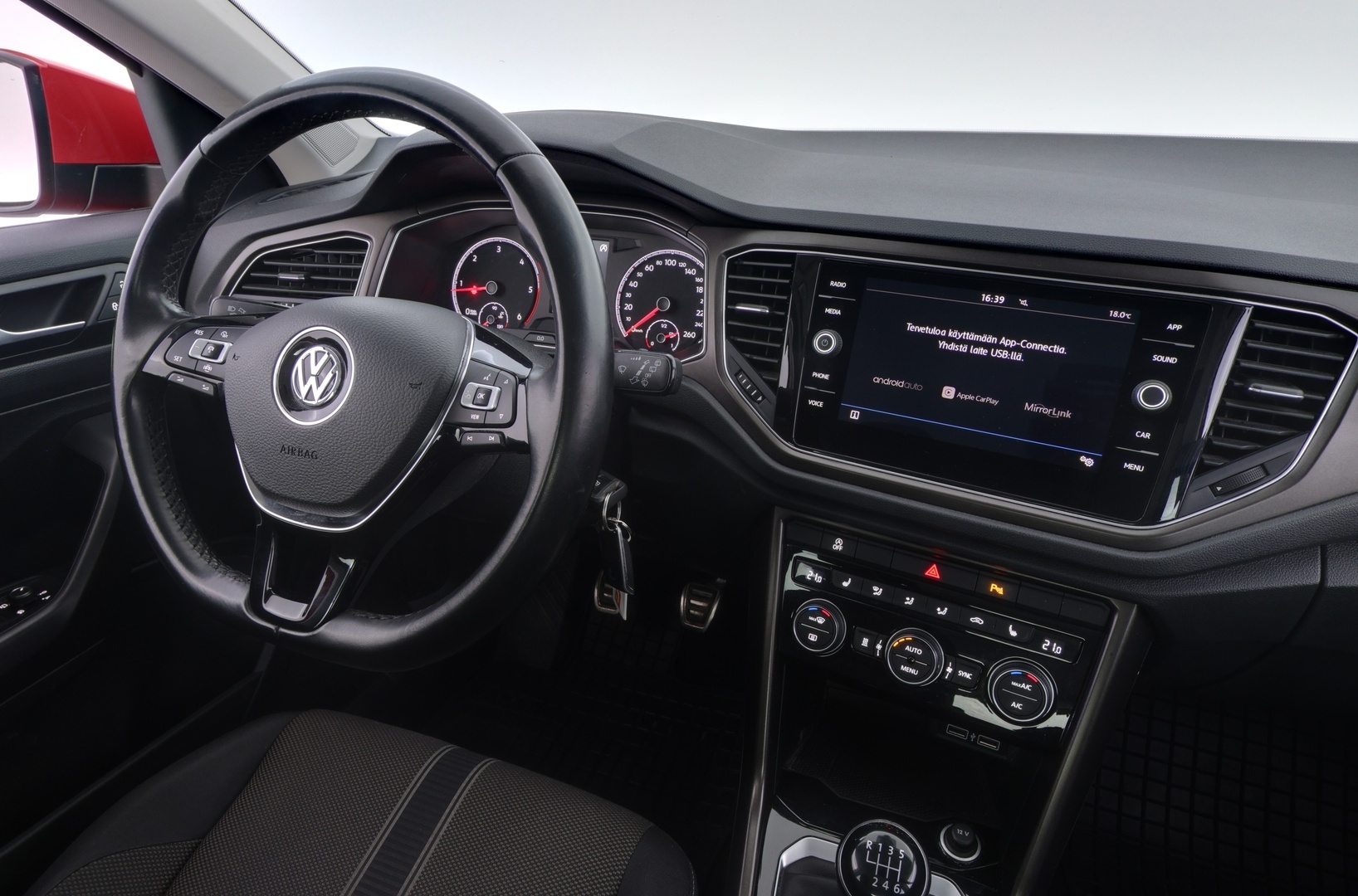 VOLKSWAGEN T-Roc 2019