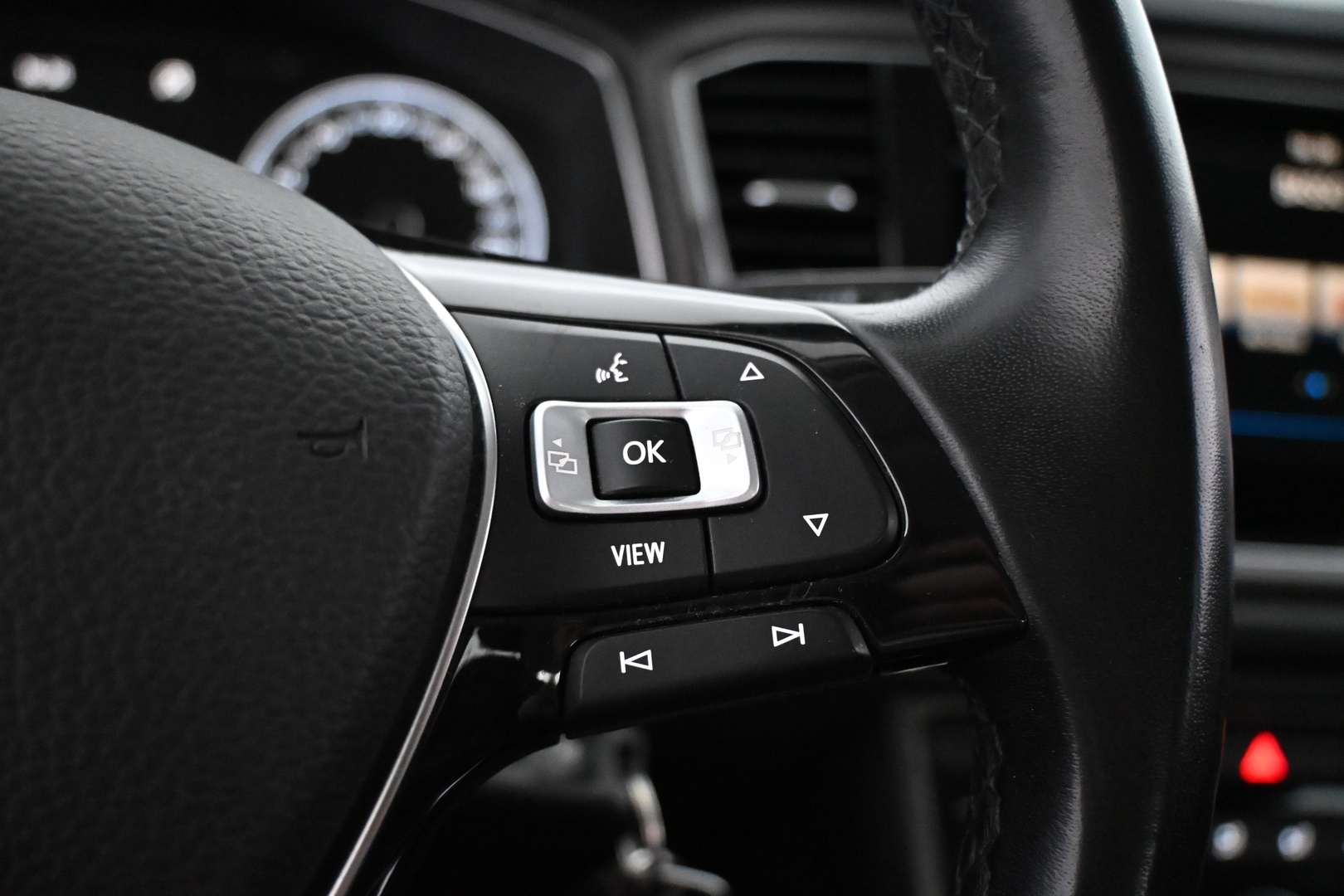 VOLKSWAGEN T-Roc 2019