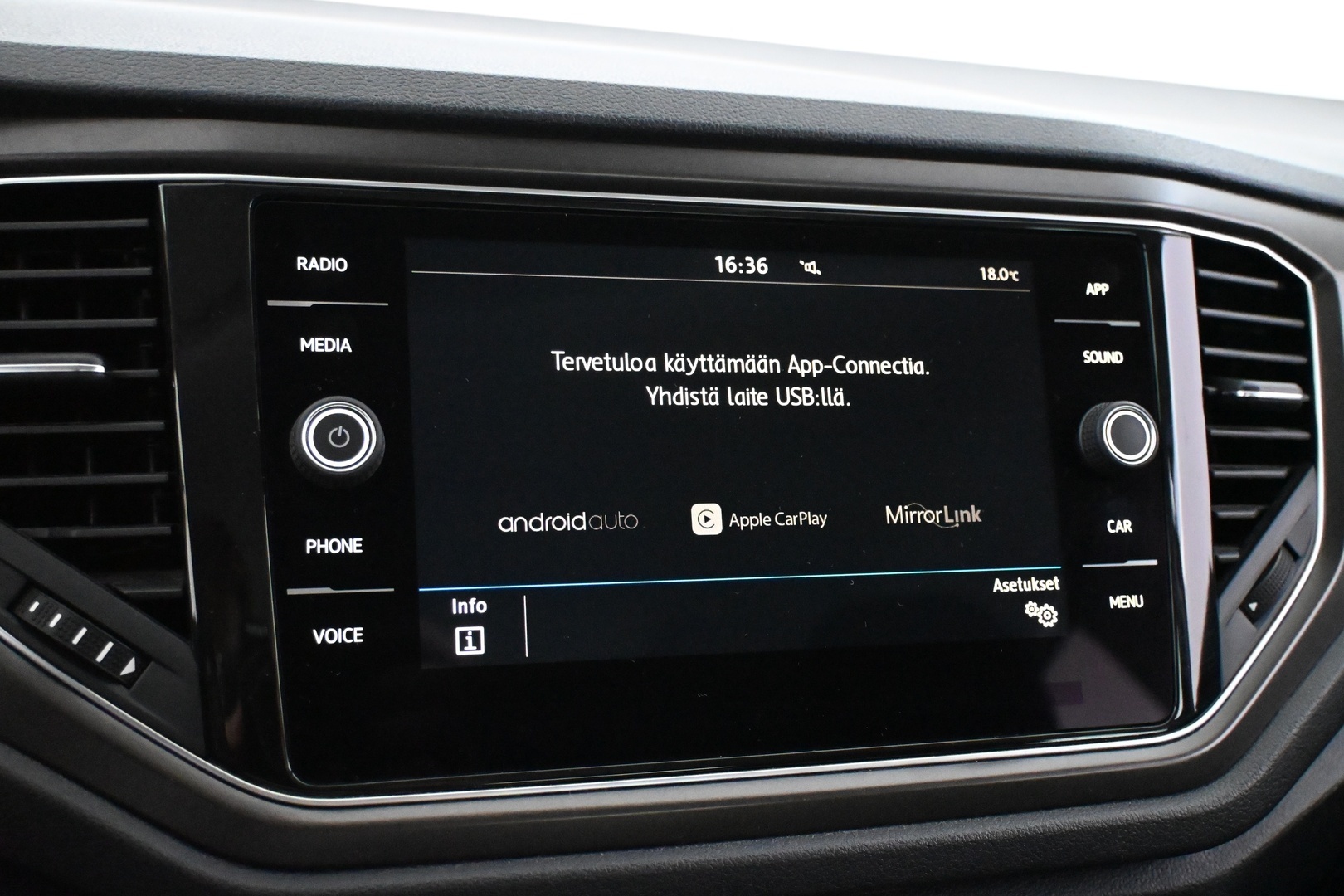 VOLKSWAGEN T-Roc 2019