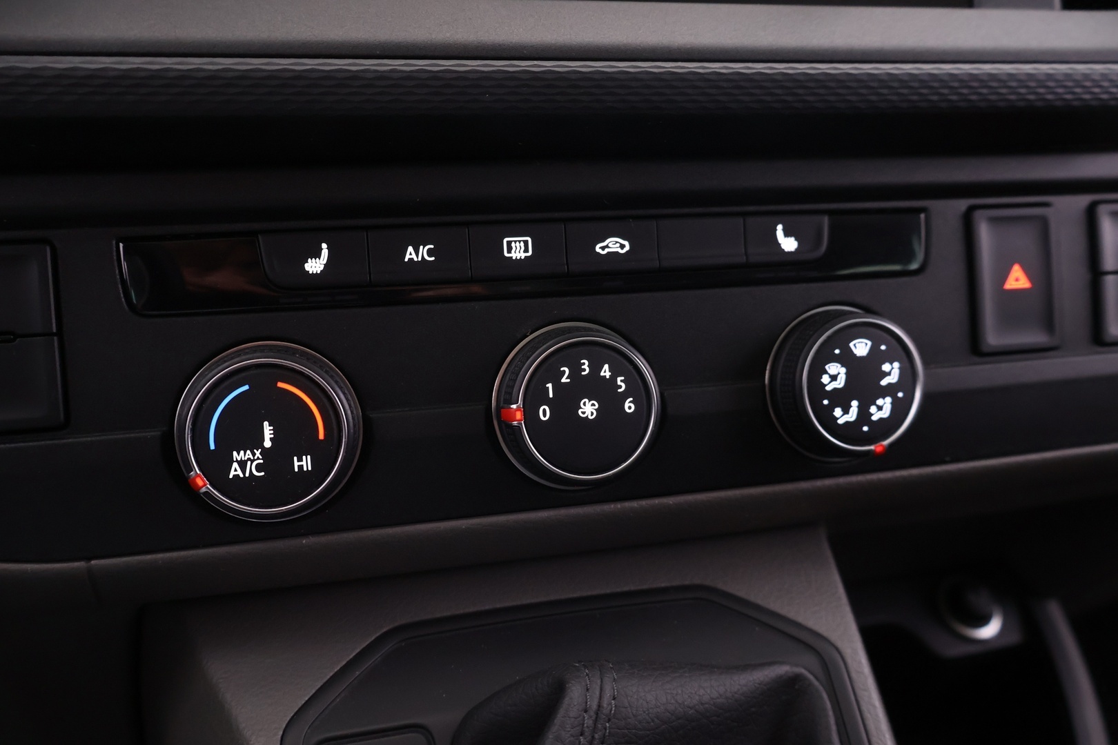 VOLKSWAGEN Caravelle 2020