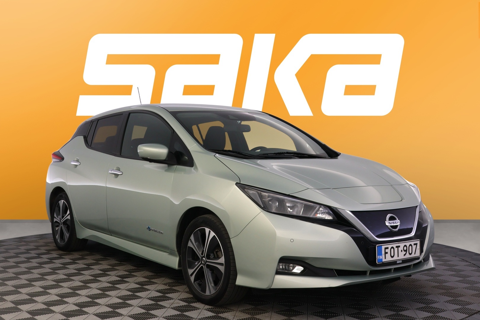 NISSAN Leaf 2018