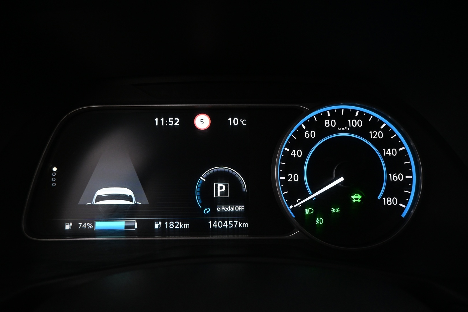 NISSAN Leaf 2018