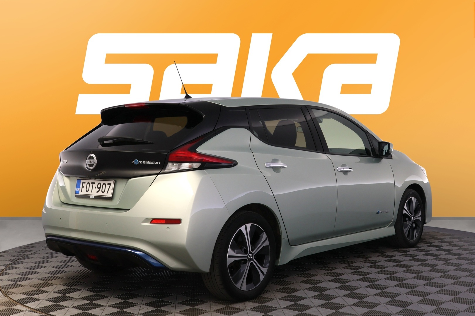 NISSAN Leaf 2018